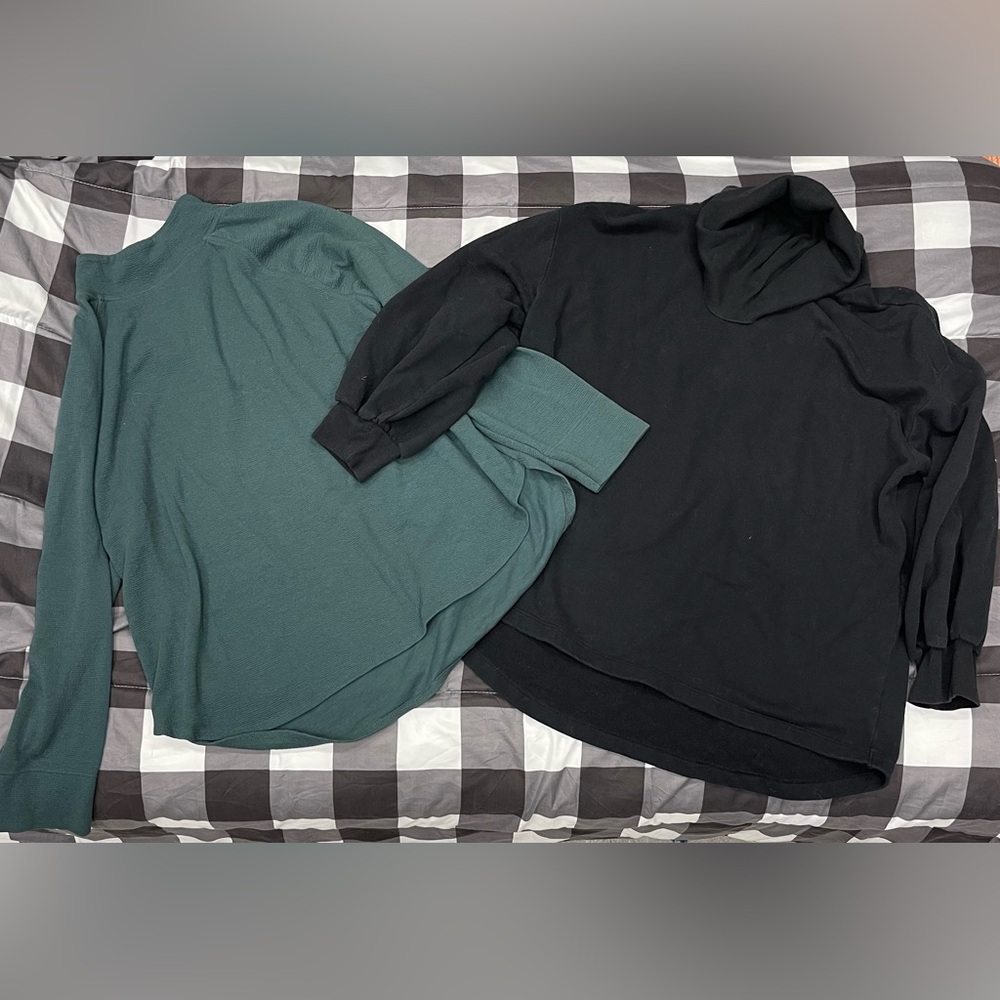 2 - 1X Ava & VIV Sweatshirts